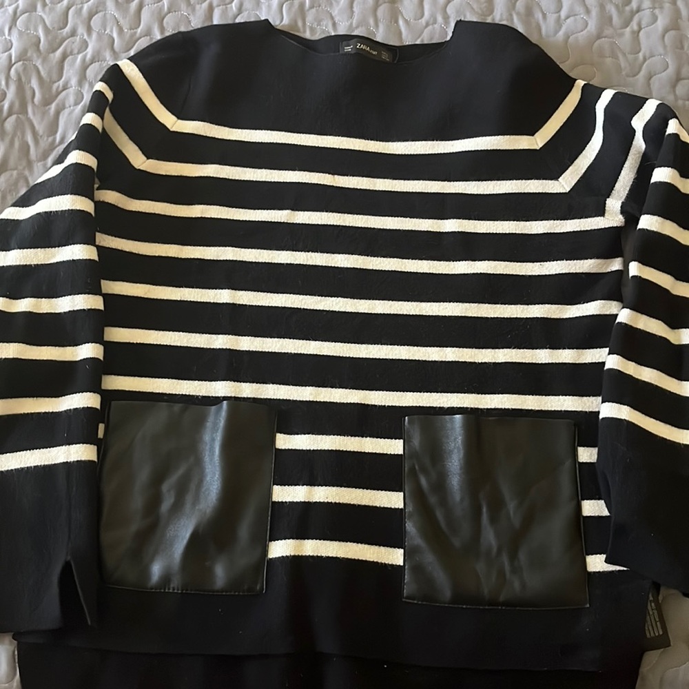 Strips swater black/ white